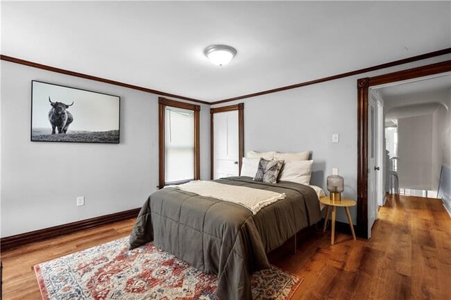 Building Photo - 1207 Linden Pl