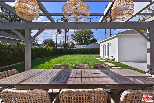 Building Photo - 6167 Costello Ave