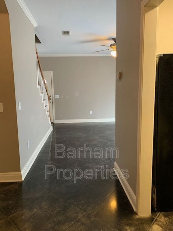Building Photo - 2111 Raguet St