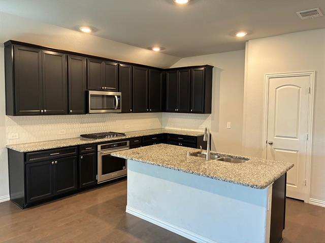 Building Photo - 5109 Woodglen Dr