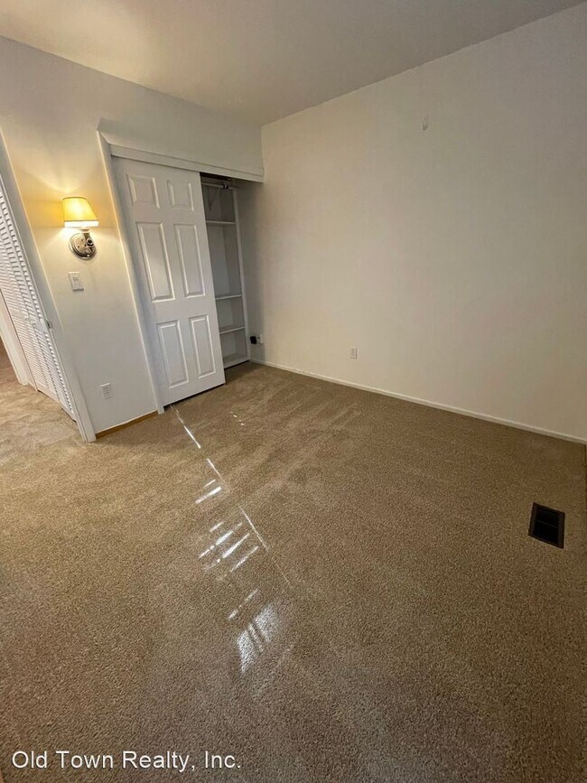 Building Photo - 2 br, 1 bath House - 2988 Whittier Court