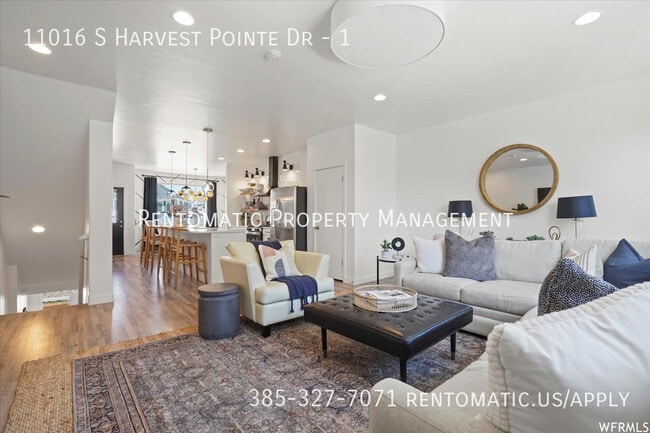 Building Photo - 11016 Harvest Pointe Dr