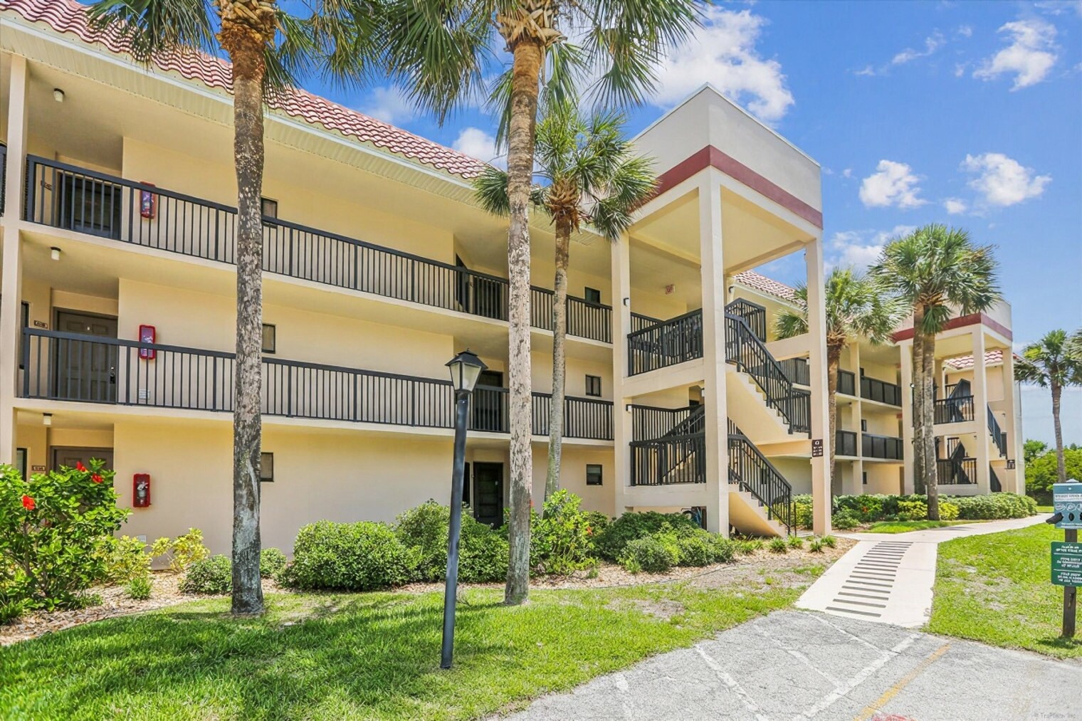 Building Photo - 4250 A1A S