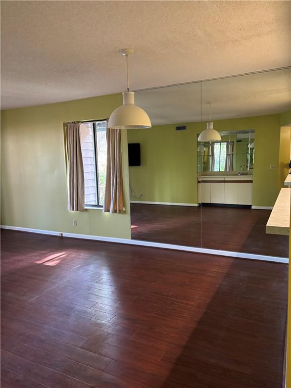 Building Photo - 898 Wimbledon Dr