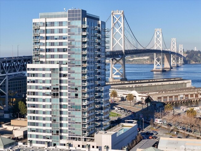 Building Photo - 501 Beale St