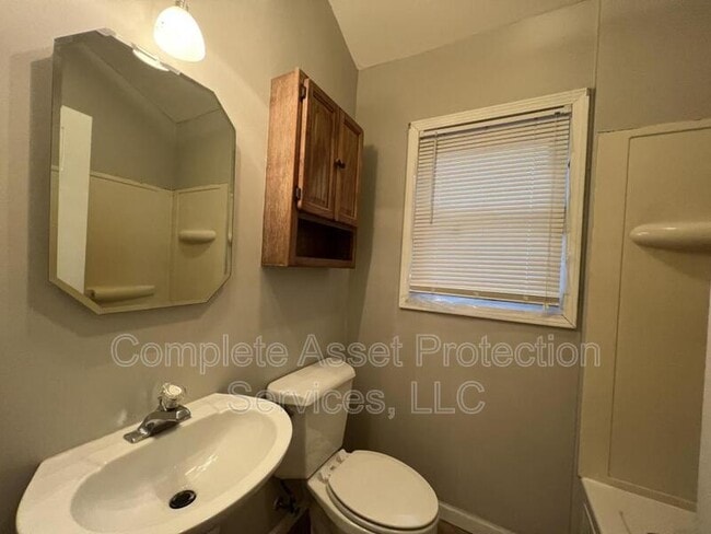 Building Photo - 33 Indian Trail