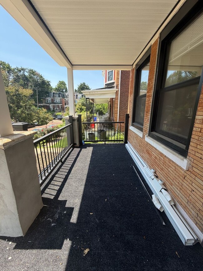 Building Photo - 451 W Bringhurst St