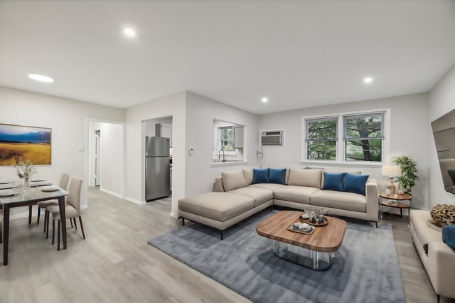 Building Photo - Apartments at Pine Brook