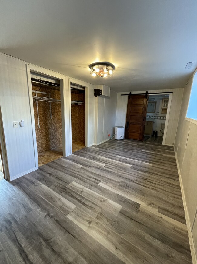 Building Photo - 210 S Academy St