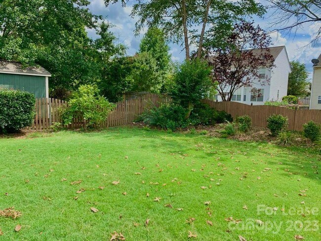 Building Photo - 2530 Stirrup Ridge Ln