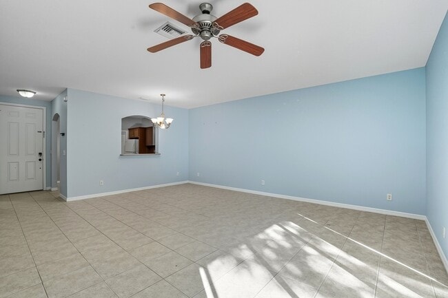 Building Photo - 3383 Antica St