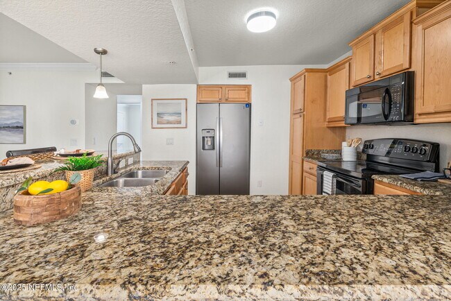 Building Photo - 108 Laguna Villa Blvd