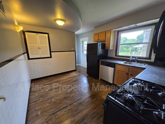 Building Photo - 125 Florisota Dr