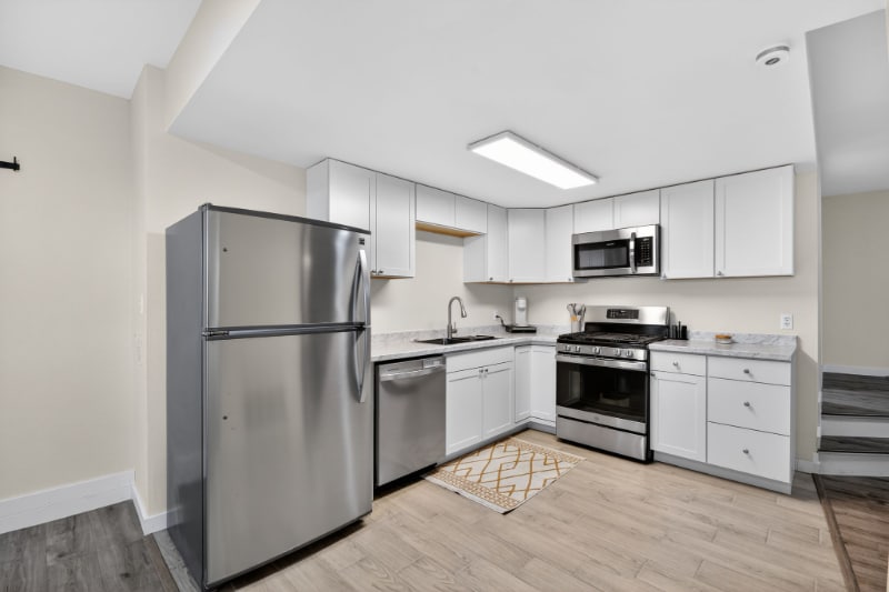 Building Photo - 407 Corona Ave