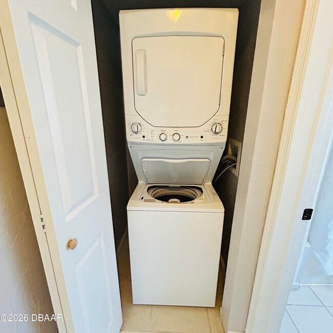 Building Photo - 36 Cypress Cir