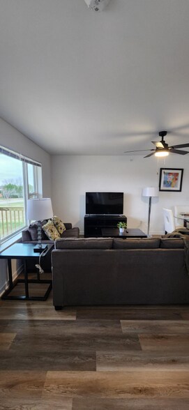 Building Photo - 15544 Finley Way