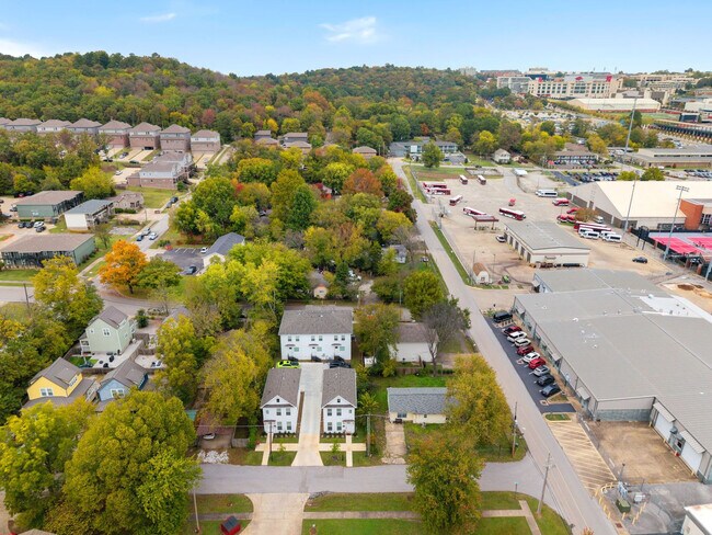 Building Photo - 1632 Neptune St