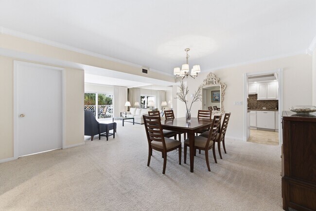 Building Photo - 170 N Ocean Blvd