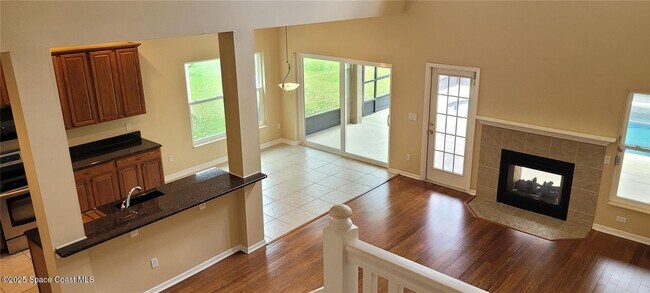 Building Photo - 1721 Saffron Plum Ln