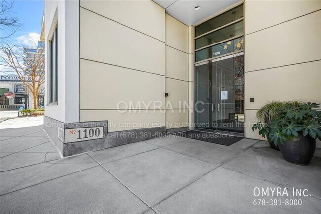 Building Photo - Stunning 3-Bedroom Midtown Condo with City Views!