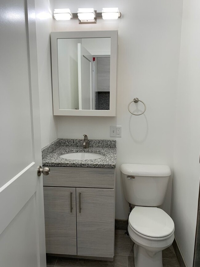 Building Photo - CHELSEA/BOSTON NO BROKER OR RENTAL FEES !!! ULTRA MODERN LIVING AT LUX 16 5TH. FULLY FURNISHED BR...