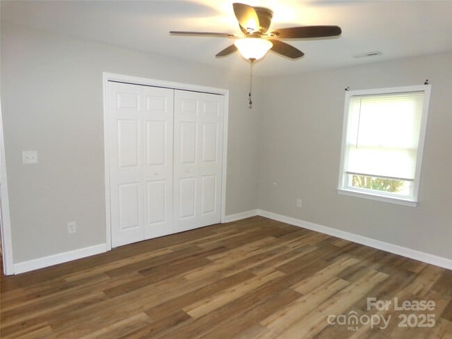 Building Photo - 40119 NC-740