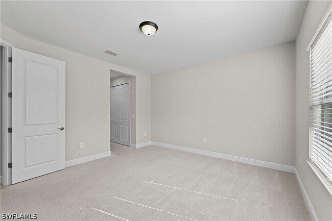 Building Photo - 2373 Ariane Dr