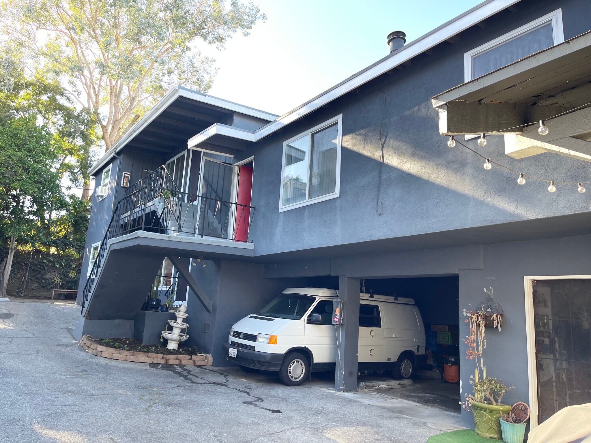 Tri-level - 2502 5th St