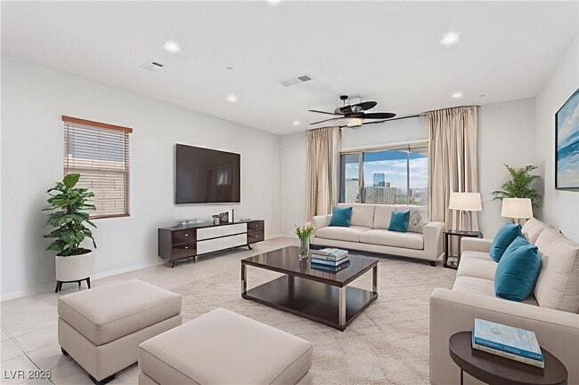 Building Photo - 298 Nine Mile Creek Dr