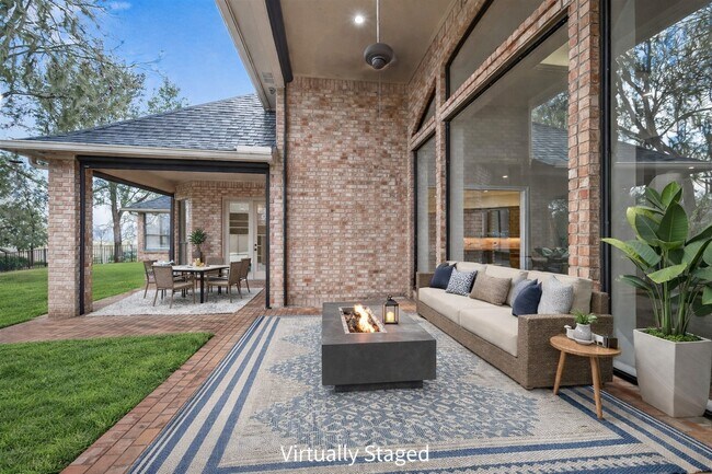 Building Photo - 4910 Waterbeck St