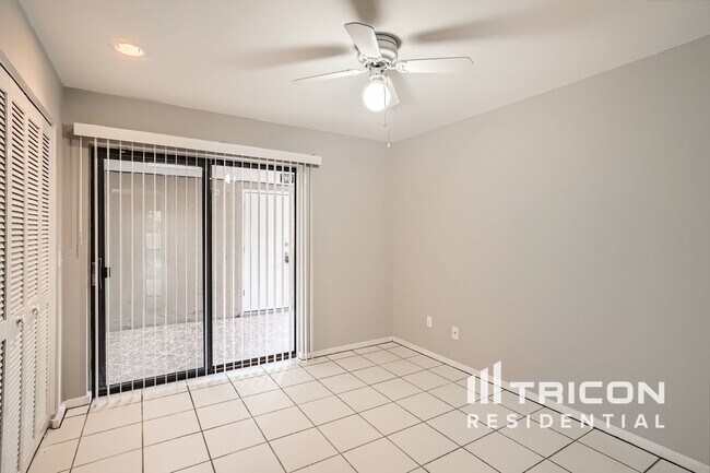 Building Photo - 1032 Weathered Wood Cir