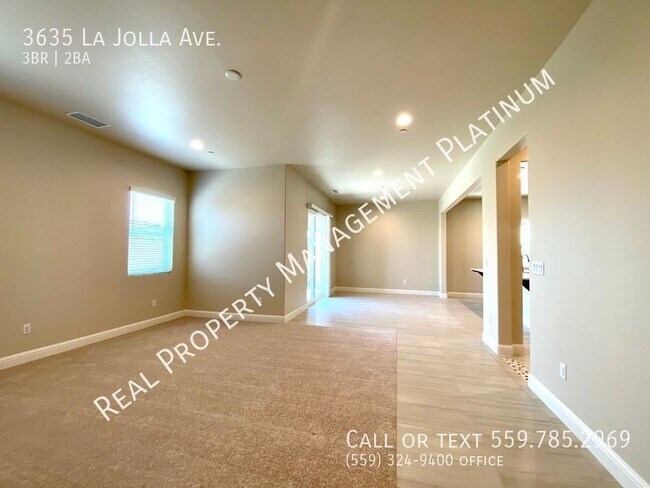 Building Photo - 3635 La Jolla Ave