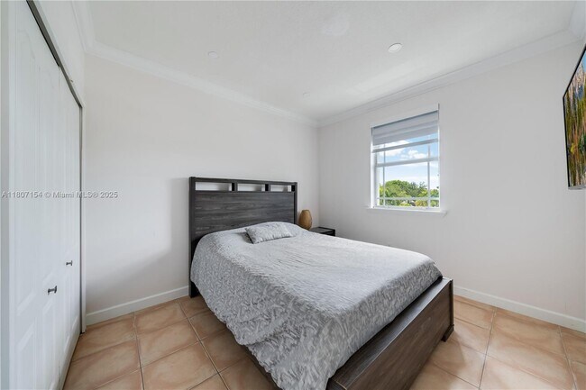 Building Photo - 15338 SW 141st Ct
