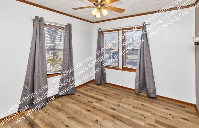 Building Photo - 3620 E 7th St