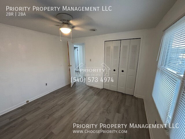 Building Photo - 188 Logan Ln