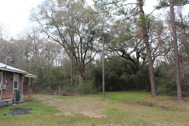 Building Photo - 65 Noble Rd