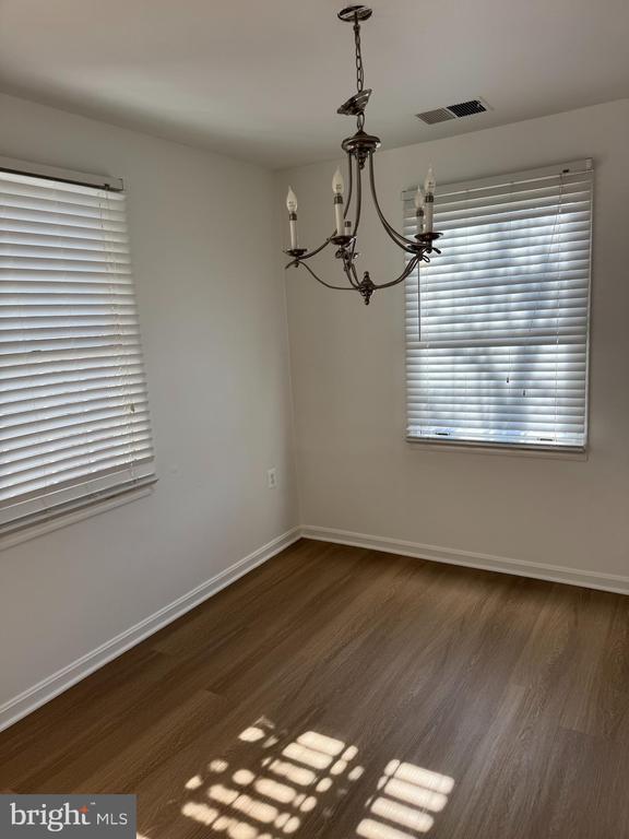 Building Photo - 122 Westwick Ct