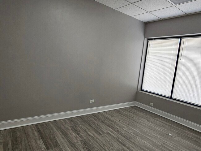 Building Photo - 3607 W 26th St