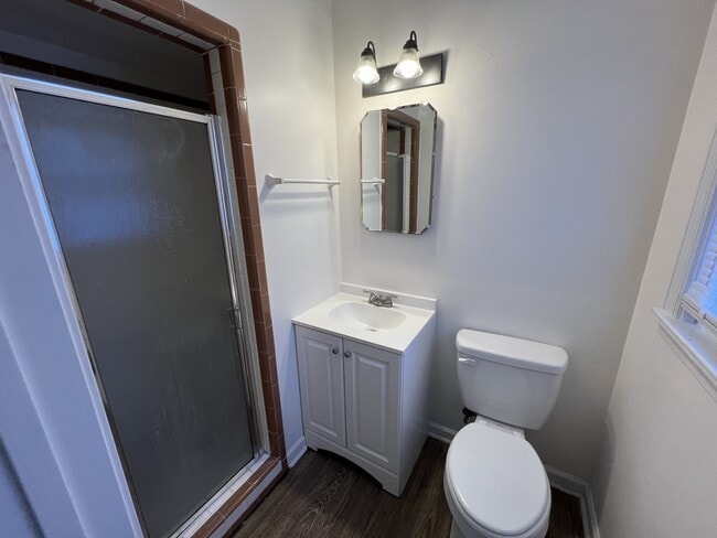 Building Photo - 5305 Ridgewood Heights Dr