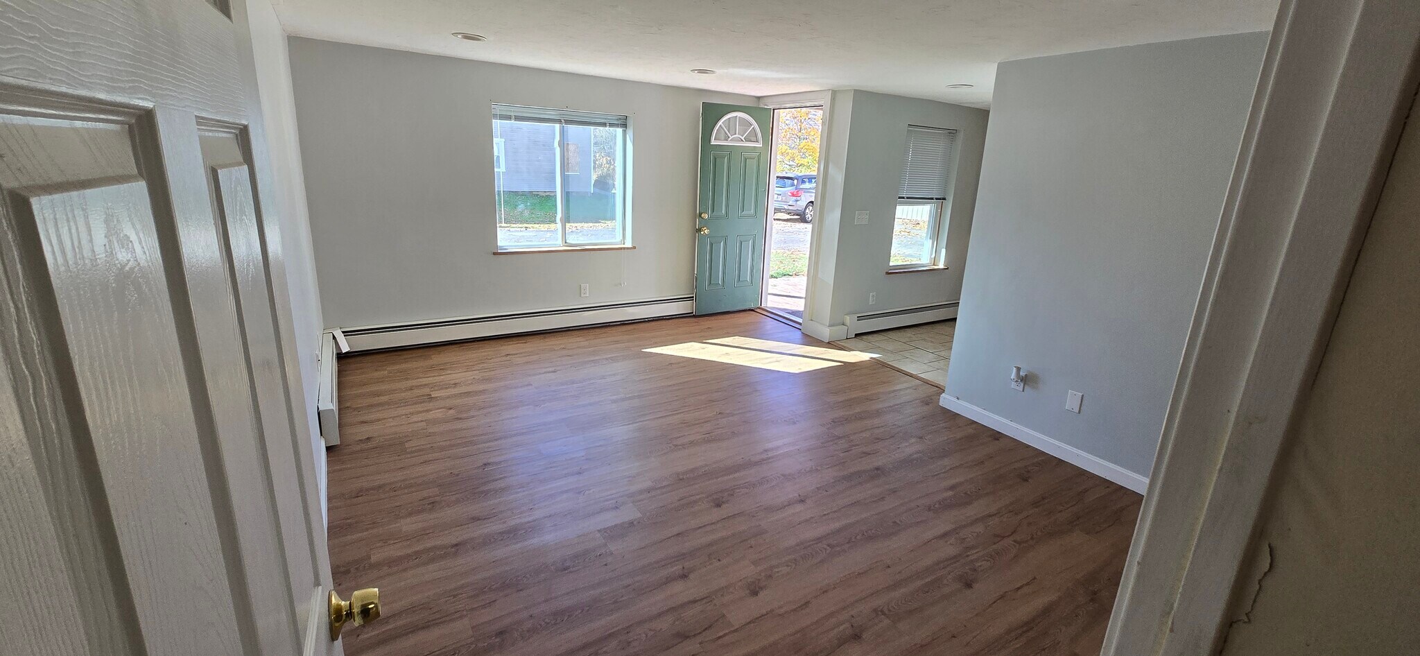Living room - 103 S Main St