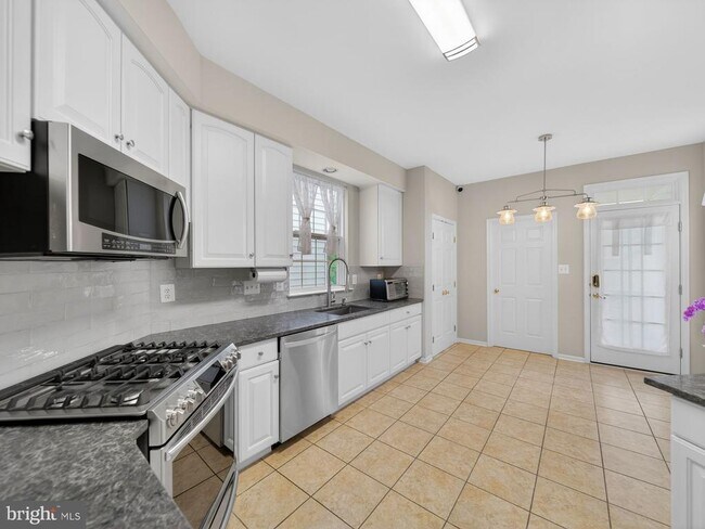 Building Photo - 19028 Noble Oak Dr