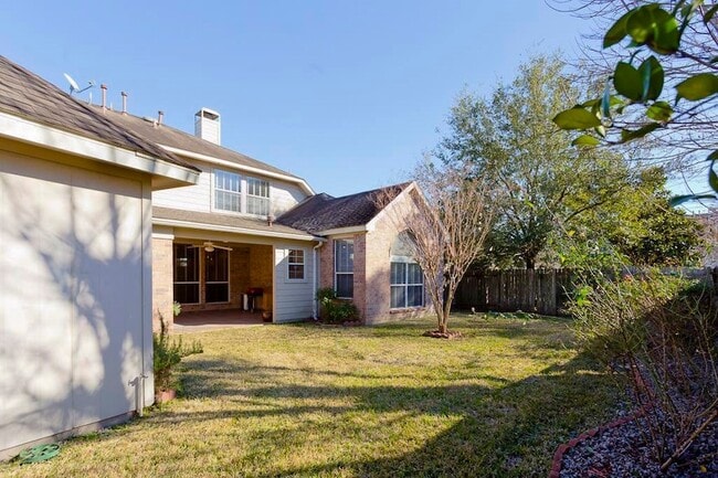 Building Photo - 310 Watercrest Harbor Ln
