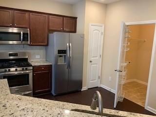 Building Photo - 1335 Hampton Oaks Dr