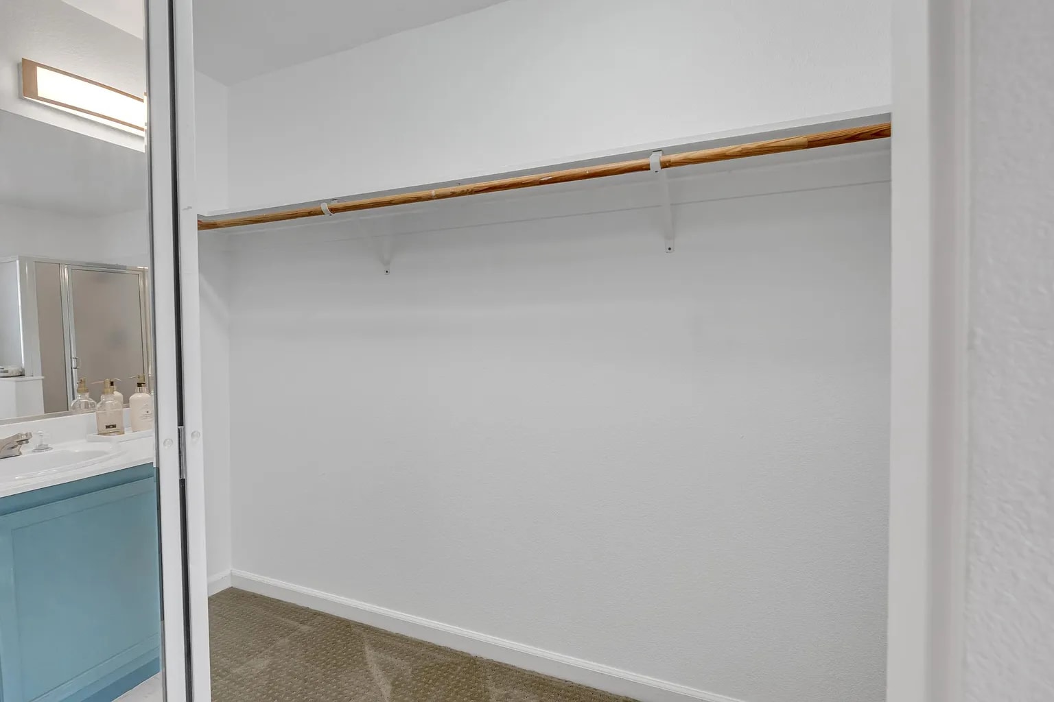 MB Walk-in Closet - 5 Pioneer Ct