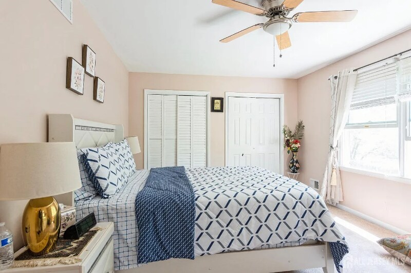 Building Photo - 1484 Osage Rd