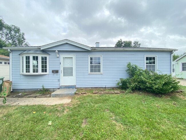 Primary Photo - 3 Bedroom Home With Central Air