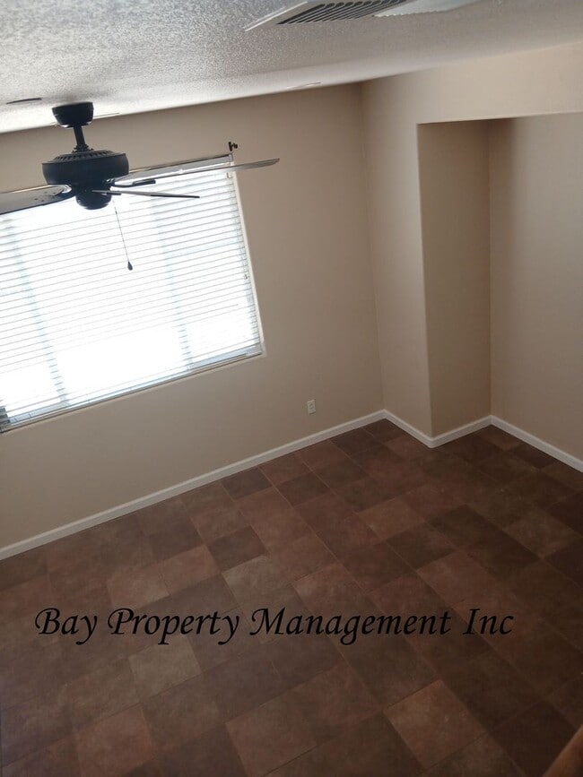 Building Photo - 380 Barolo Cir