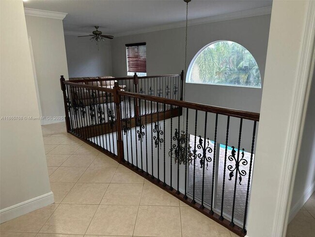 Building Photo - 5120 SW 159th Ave
