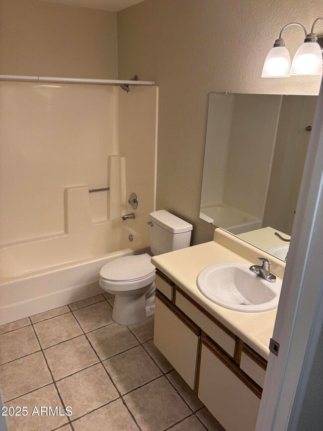 Building Photo - 1444 N Recker Rd