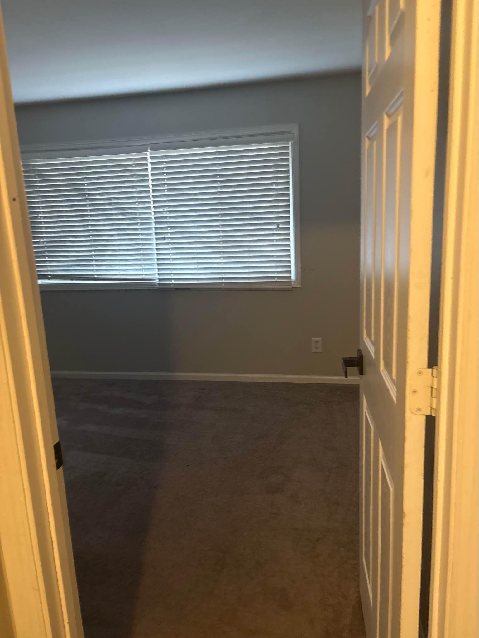 Building Photo - 7302 Gladstone Dr